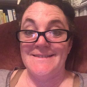 Meet your Posher, Lara